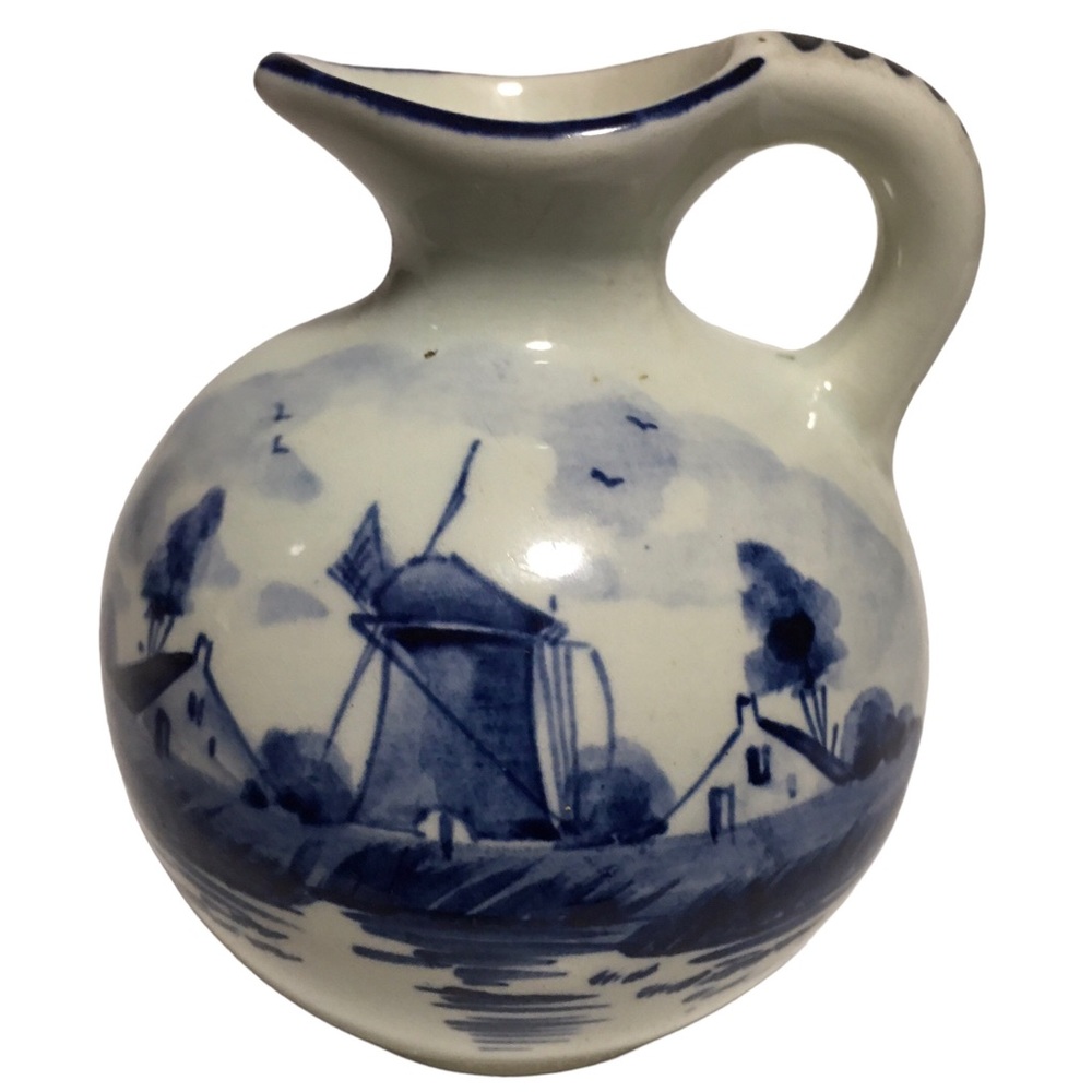 Vtg mini delft pitcher Regina 519 pottery windmill floral blue cream 3”